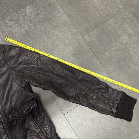 Authentic Hollister Palm Canyon Distressed Leather Jacket. - Picture 13 of 16